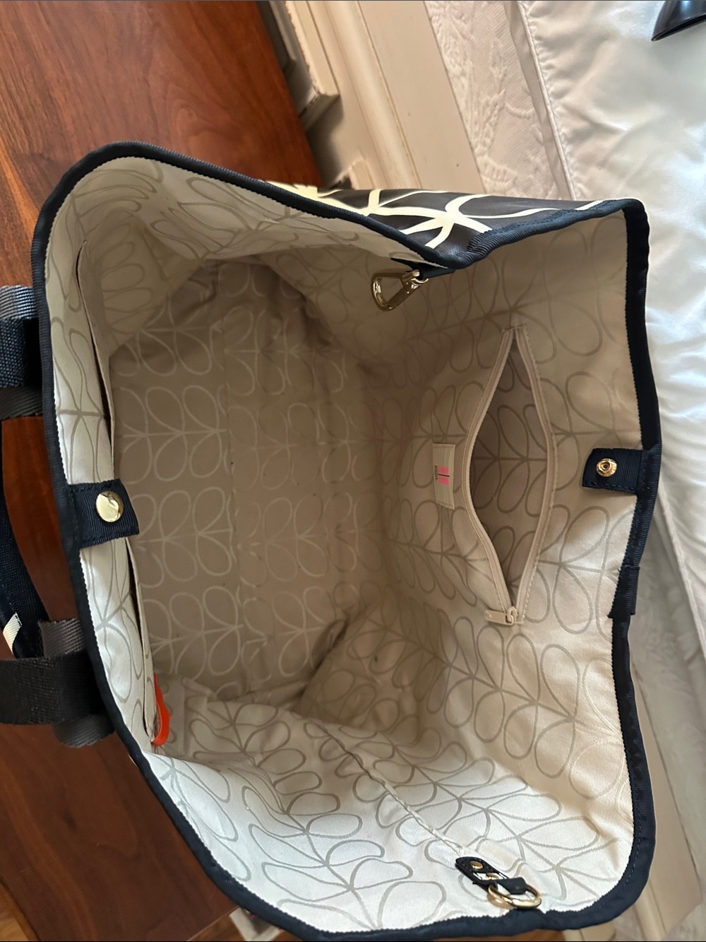 Orla Kiely Classic XL Tote - Picture 6 of 8